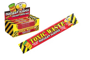 Toxic Waste Nuclear Sludge Sour Cherry Chew Bar 20gr 50ks/1b