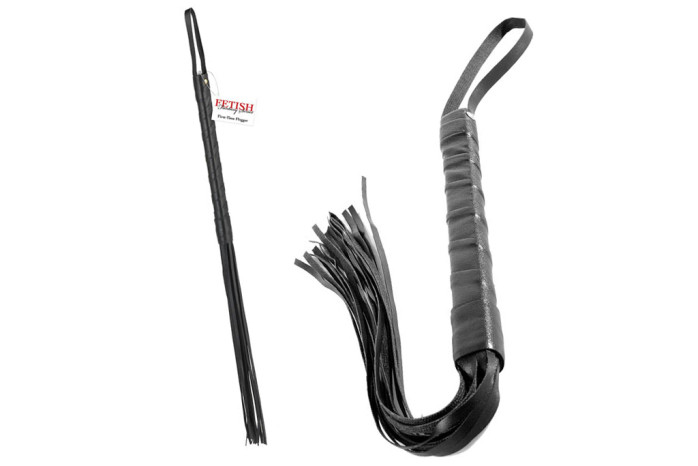 detail Fetish fantasy series erotický bič černý