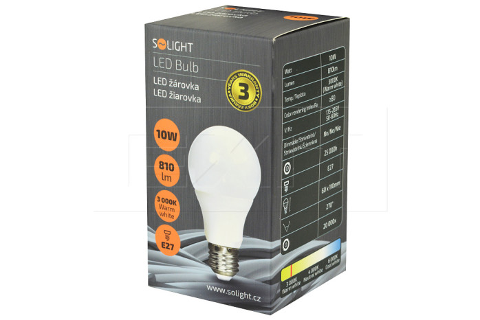 detail LED žárovka 10W
